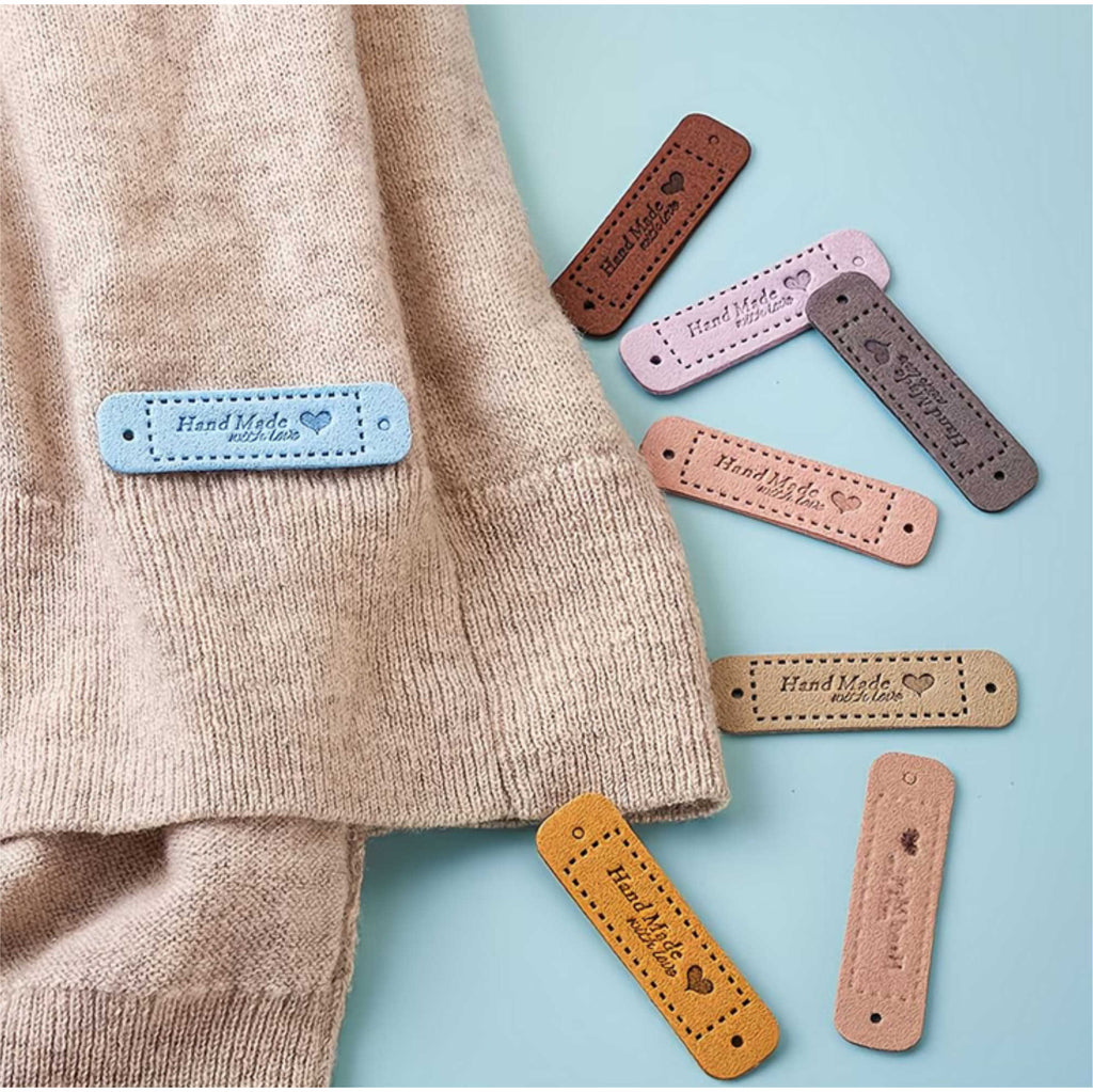 Kunstleder Handmade Label zum Annähen auf gehäkelter Tasche für individuelles Design